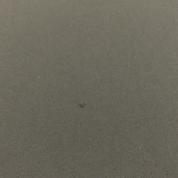 Under Armour Semi-Fitted Catalyst HeatGear Black Shirt Woman’s small - Picture 10 of 10